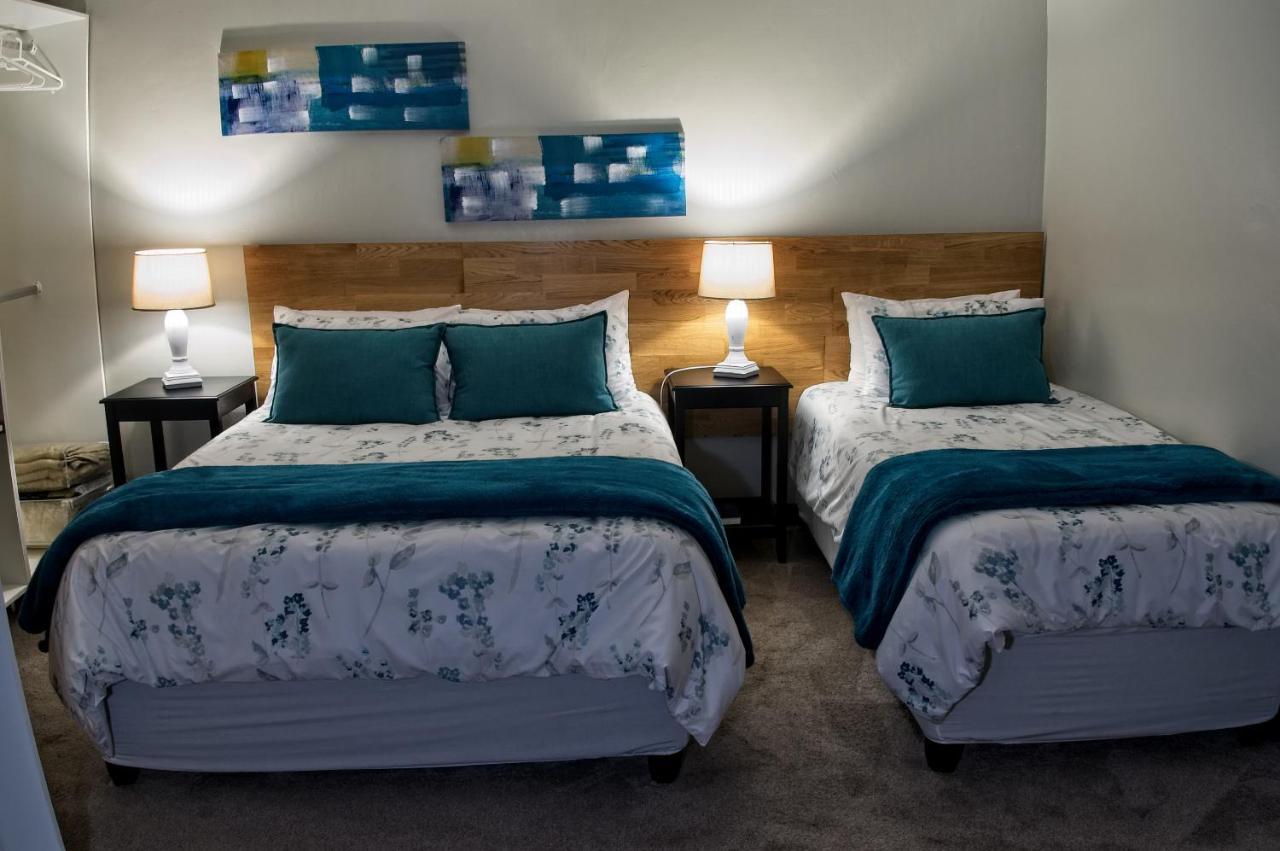 Rest-A-While Guest House - Pretoria-Noord エクステリア 写真